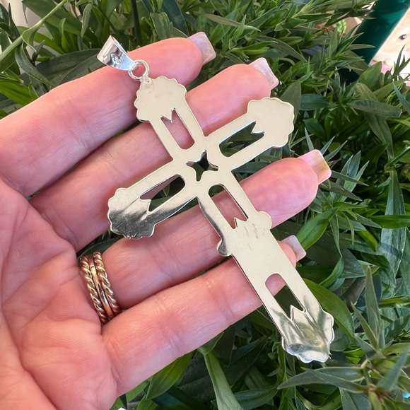 Vintage Taxco Extra Large Sterling Silver Cross Pendant - Picture 3 of 17